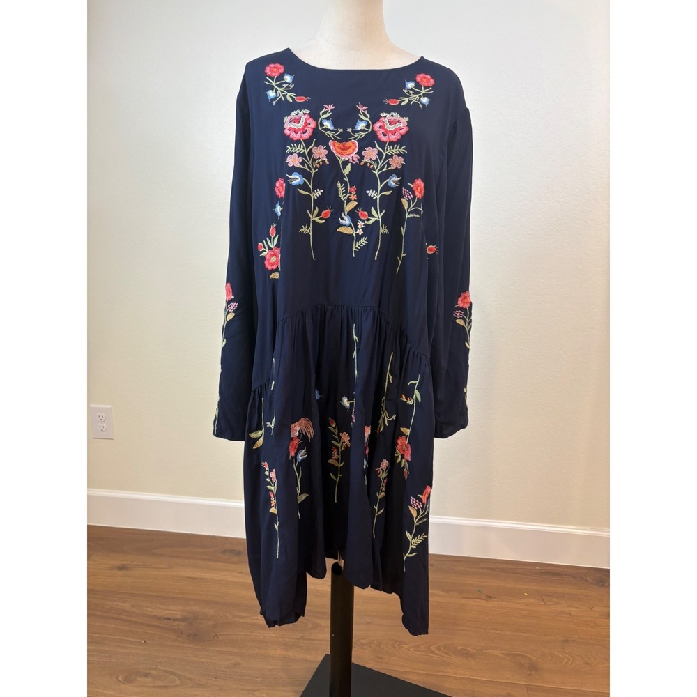 NWT Philosophy Navy Dress 2X Floral Embroidered Tiered Boho Flowy Cottagecore